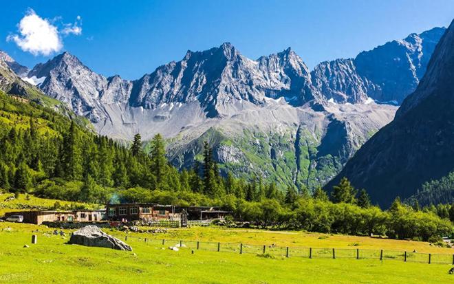 穿毕徒步地理手册：沉浸式穿越神山秘境冰球突破游戏此生必走！收好四姑娘山长(图12)