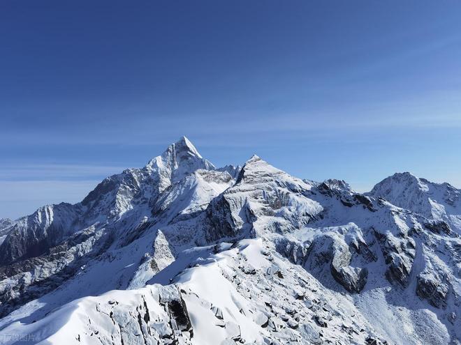 穿毕徒步地理手册：沉浸式穿越神山秘境冰球突破游戏此生必走！收好四姑娘山长(图25)